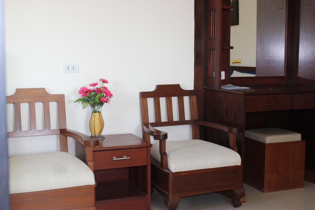 Dacha Beach Aparthotel Pattaya Exterior foto